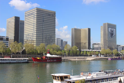 La Bibliothèque nationale de France La Bibliothèque nationale de France