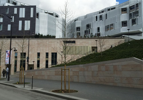 Théâtre 13, école et logements - Vue de la rue du Chevaleret Théâtre 13, école et logements - Vue de la rue du Chevaleret