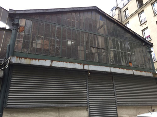 Cour industrielle Rue Sedaine : la halle à charpente métallique Cour industrielle Rue Sedaine : la halle à charpente métallique