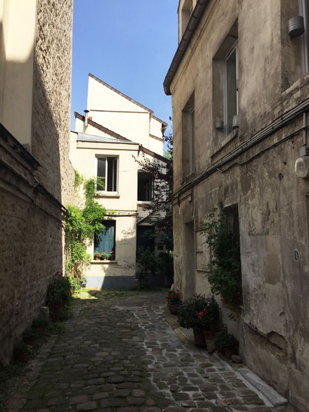 Cour ancienne au n°173 rue du faubourg Saint-Antoine