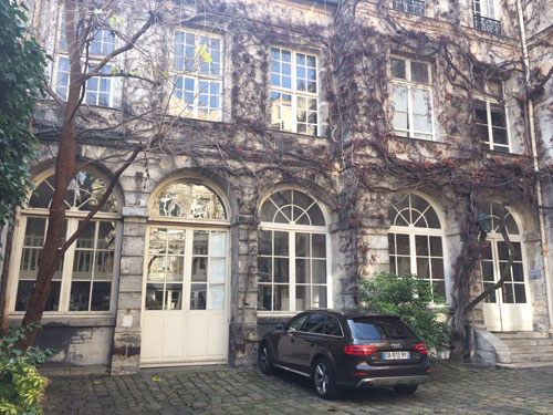 L'hôtel de Chatillon - L'aile gauche L'hôtel de Chatillon - L'aile gauche