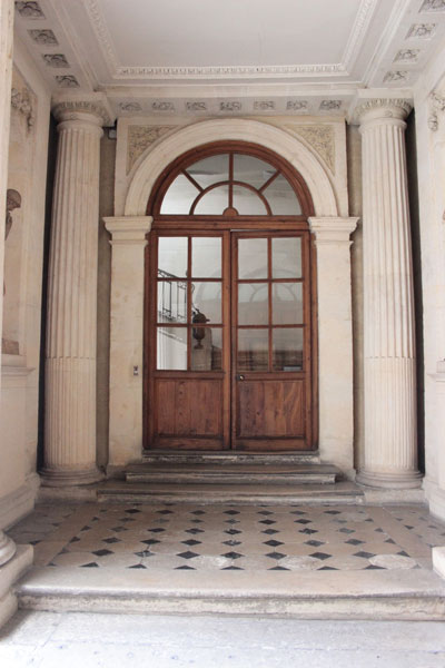 L'hôtel de Novilos - Le vestibule L'hôtel de Novilos - Le vestibule