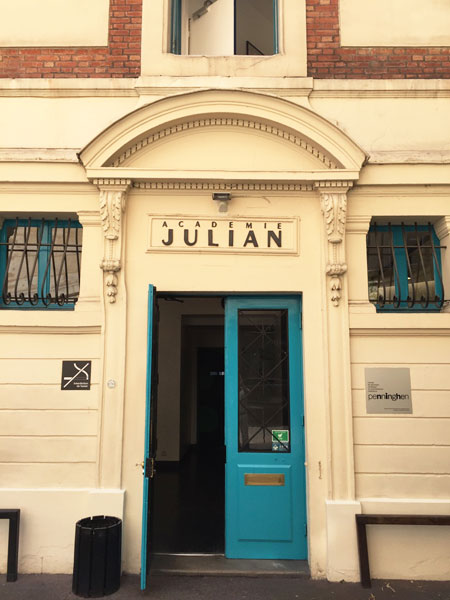 L'entrée de l'académie Julian L'entrée de l'académie Julian