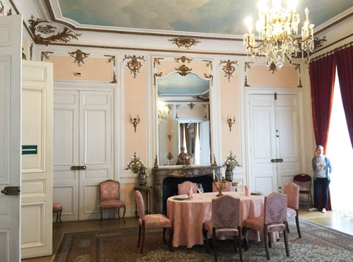 L'hôtel des Monstiers-Mérinville : le salon rose L'hôtel des Monstiers-Mérinville : le salon rose