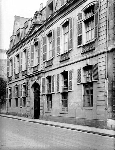 L'hôtel du Prat : la façade sur rue