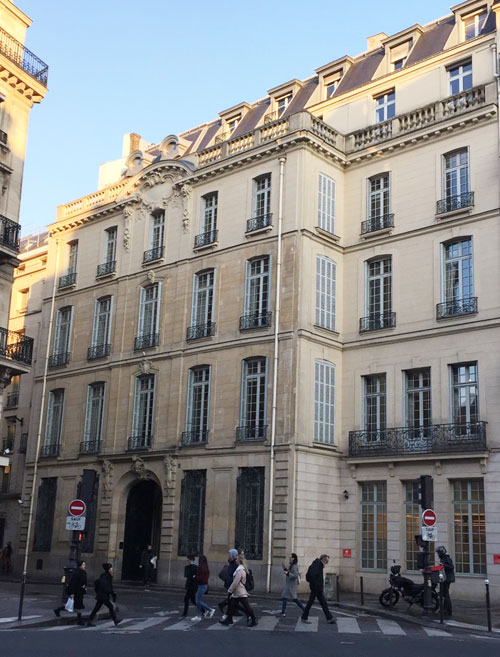 L'hôtel Sulkowski : la façade sur rue L'hôtel Sulkowski : la façade sur rue