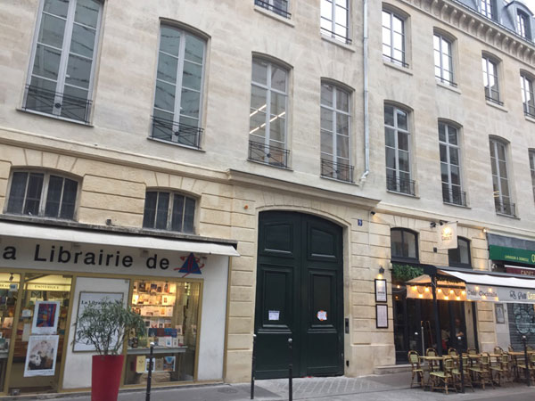 L'hôtel Cromot du Bourg : la façade donnant sur la rue Cadet