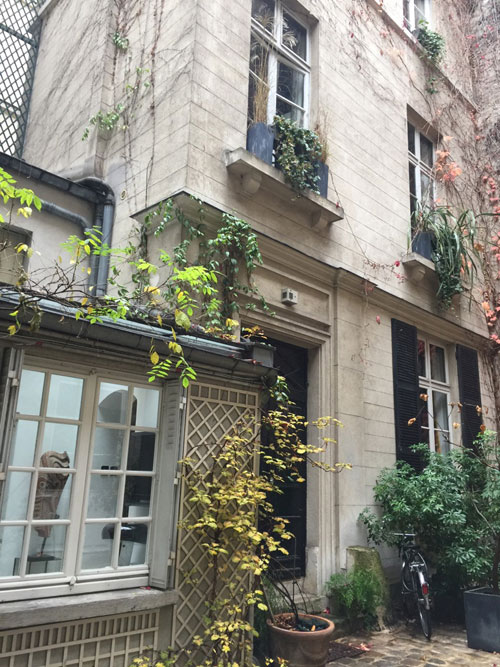 L'hôtel de La Grange Trianon : l'aile gauche L'hôtel de La Grange Trianon : l'aile gauche