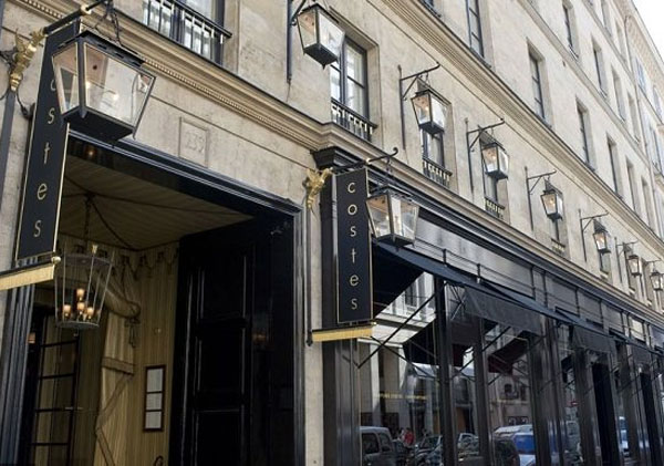 L'hôtel Costes : la façade sur rue