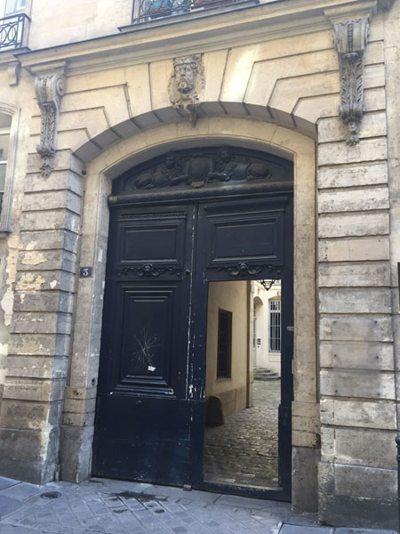 Hôtel particulier Rue des Déchargeurs : le portail Hôtel particulier Rue des Déchargeurs : le portail