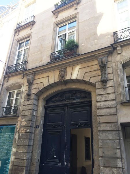 Hôtel particulier Rue des Déchargeurs : la façade sur la rue Hôtel particulier Rue des Déchargeurs : la façade sur la rue