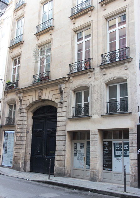 Hôtel particulier Rue des Déchargeurs : la façade sur rue Hôtel particulier Rue des Déchargeurs : la façade sur rue