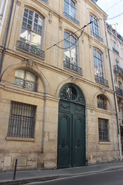 L'hôtel de Sainte-Aldegonde : la façade sur rue